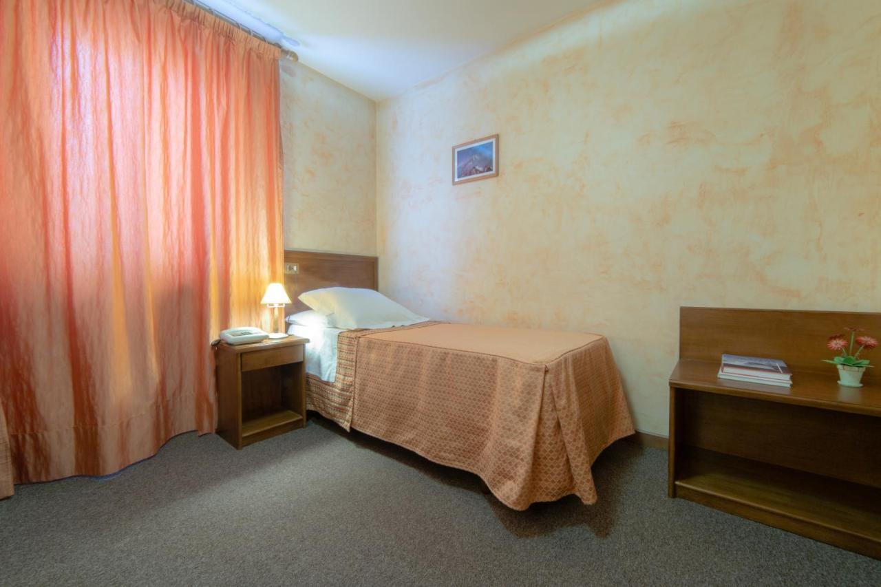 Hotel Beau Sejour Pré-Saint-Didier מראה חיצוני תמונה