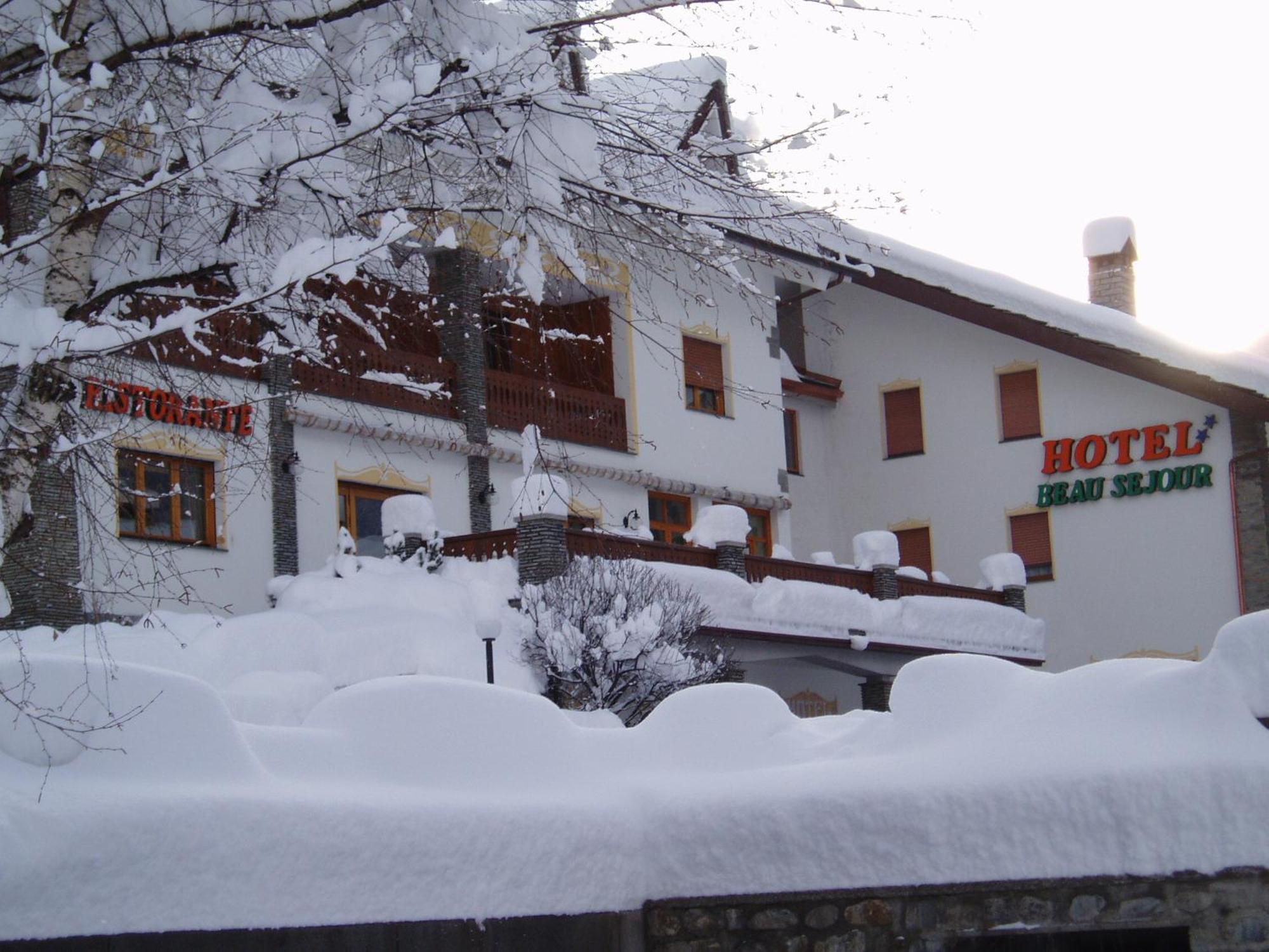 Hotel Beau Sejour Pré-Saint-Didier מראה חיצוני תמונה