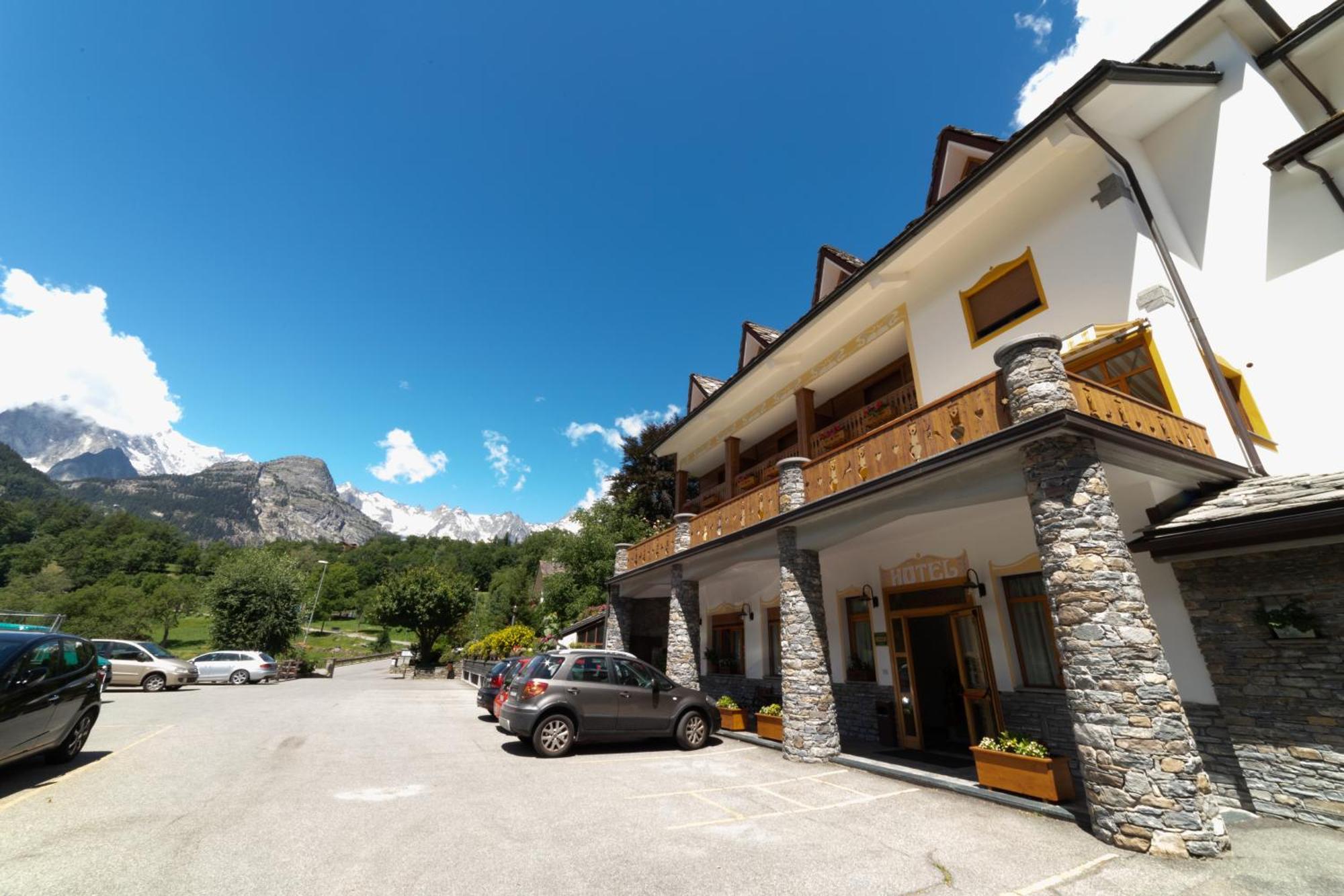 Hotel Beau Sejour Pré-Saint-Didier מראה חיצוני תמונה