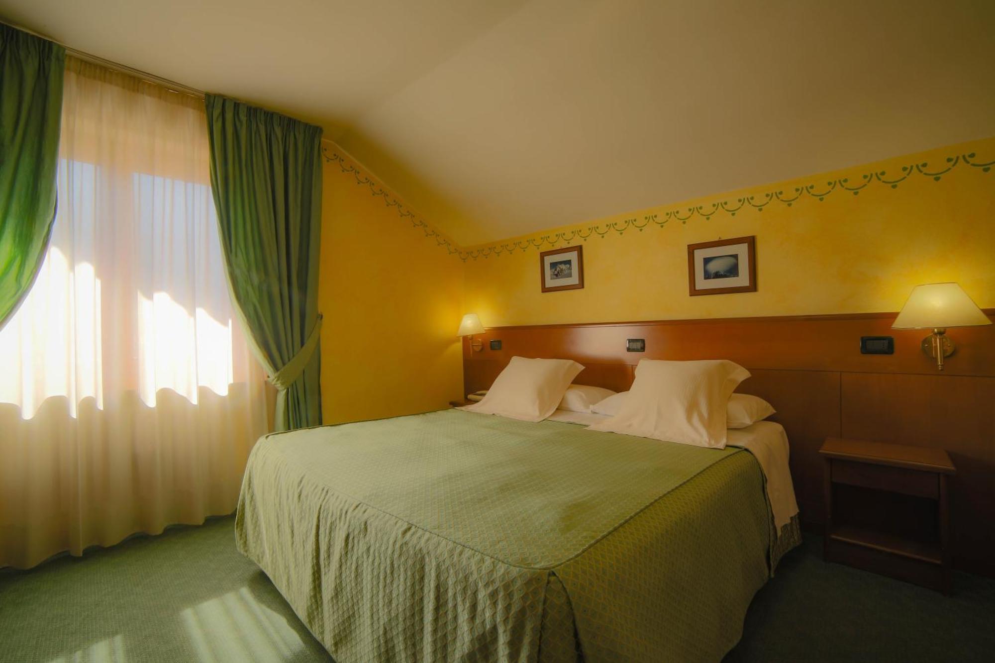 Hotel Beau Sejour Pré-Saint-Didier מראה חיצוני תמונה