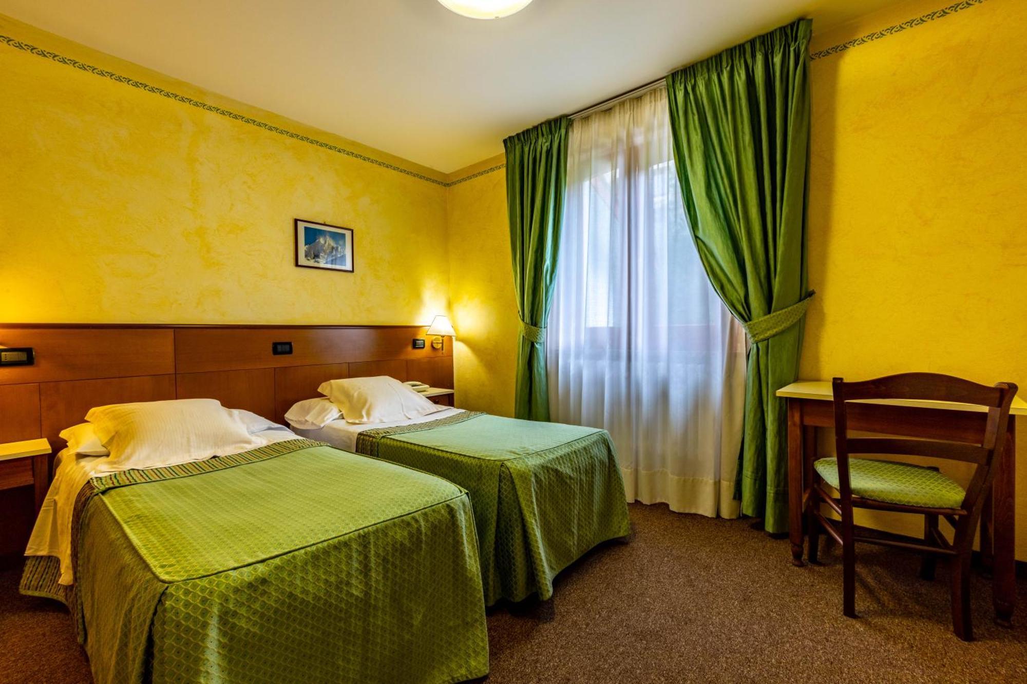 Hotel Beau Sejour Pré-Saint-Didier מראה חיצוני תמונה