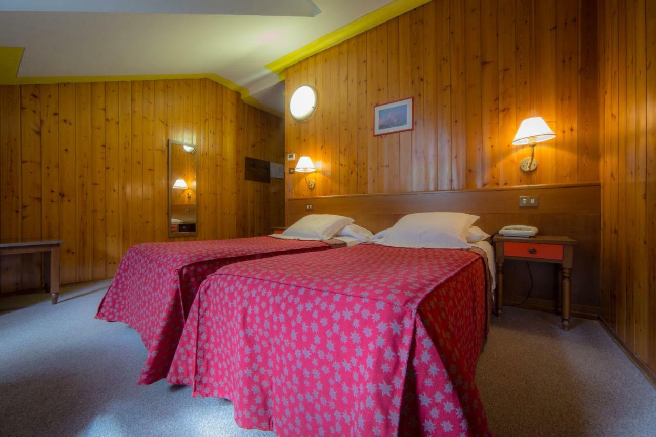 Hotel Beau Sejour Pré-Saint-Didier מראה חיצוני תמונה